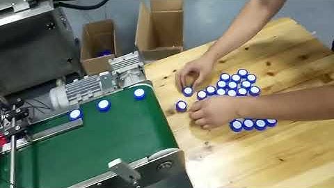 automatic bottle cap labeling machine cap top side labeller machine