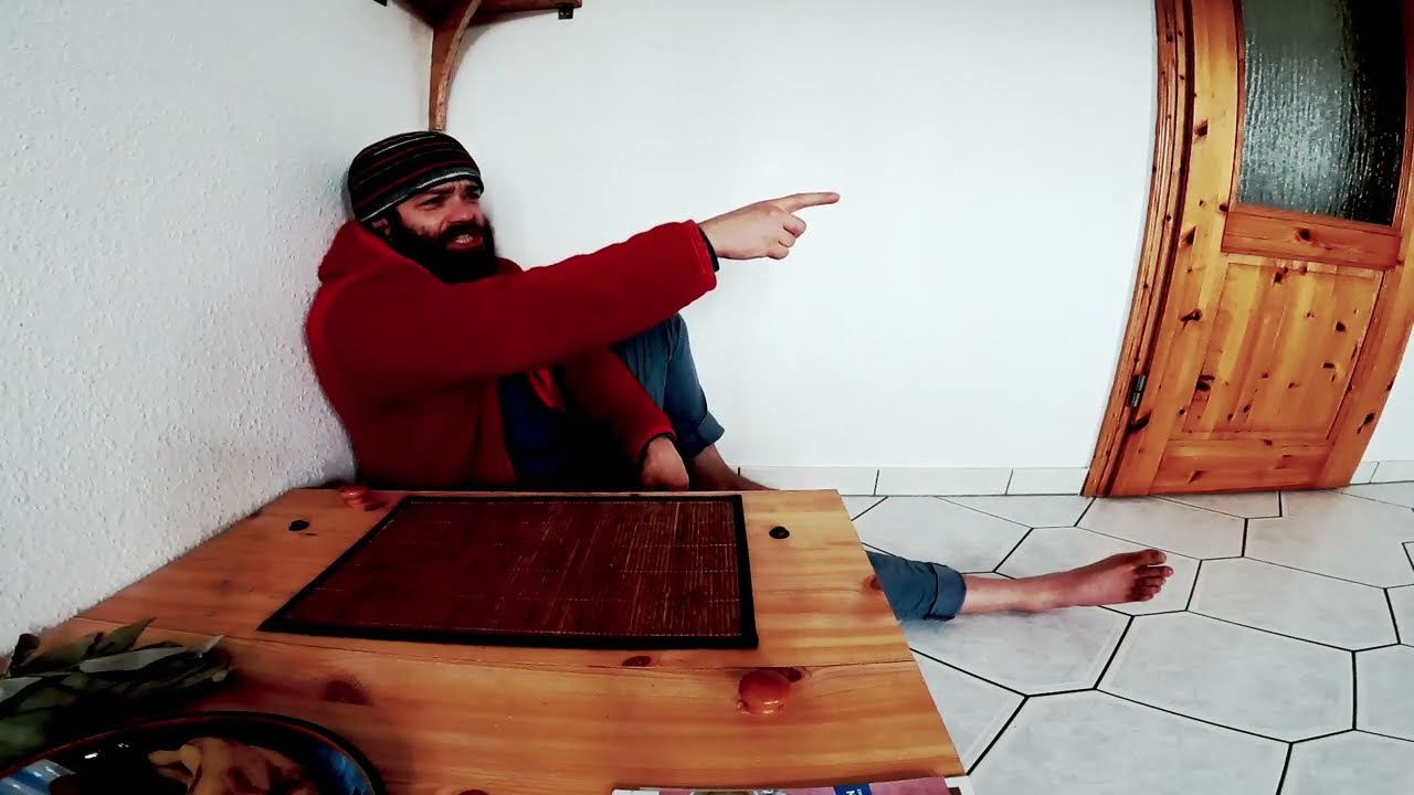 01226 - Mad Hatter: Truth has a Way of Showing