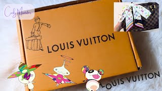 I got one! Unbox and style my new Louis Vuitton x Murakami white bandeau with me