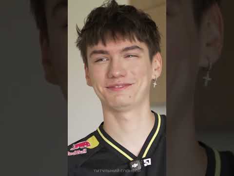 Lana asks the boys if they remember their first kills in a NAVI jersey. #navi #cs2