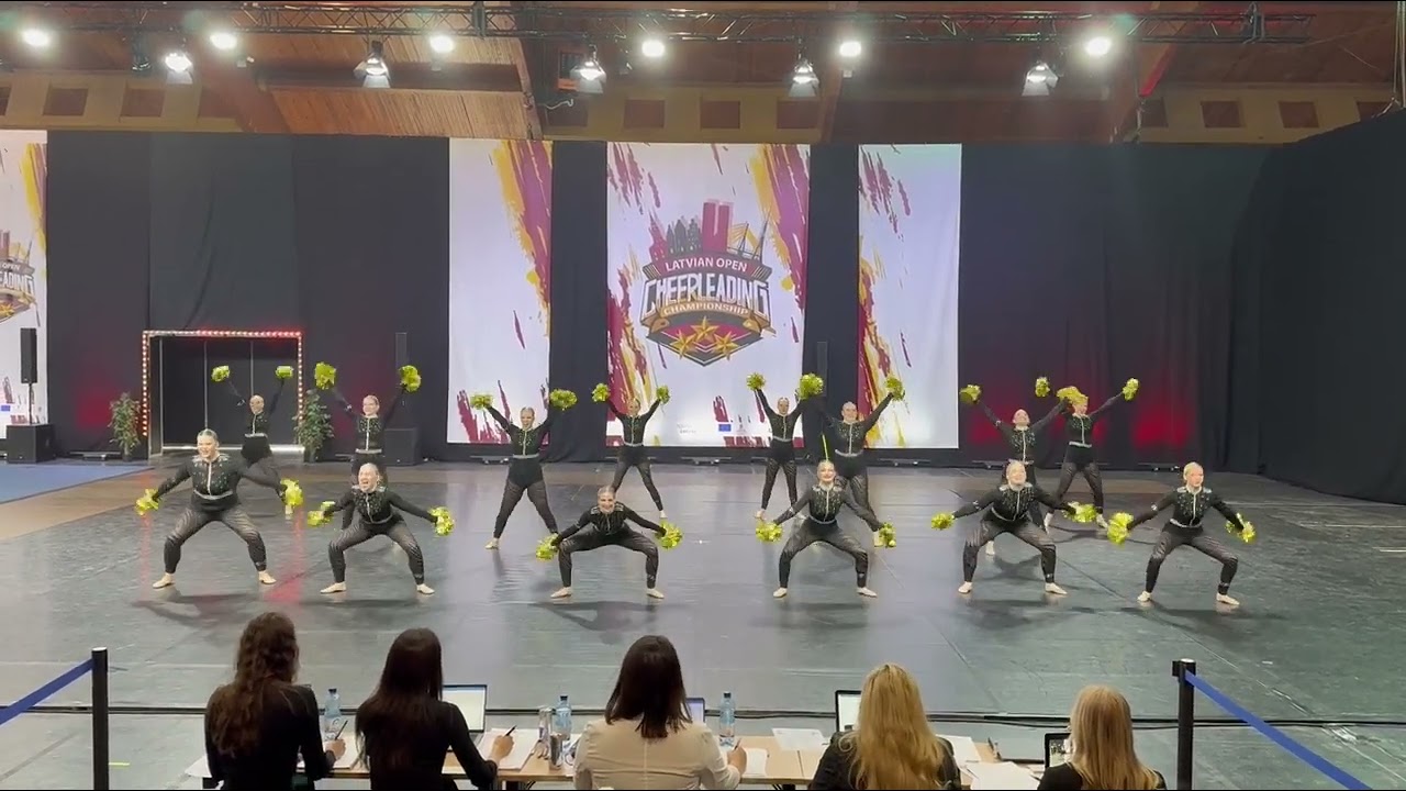 📣POM WARRIORS 📣🇪🇪 Estonian National Team @ Latvian Open Cheerleading Championship 🇱🇻 ❤️