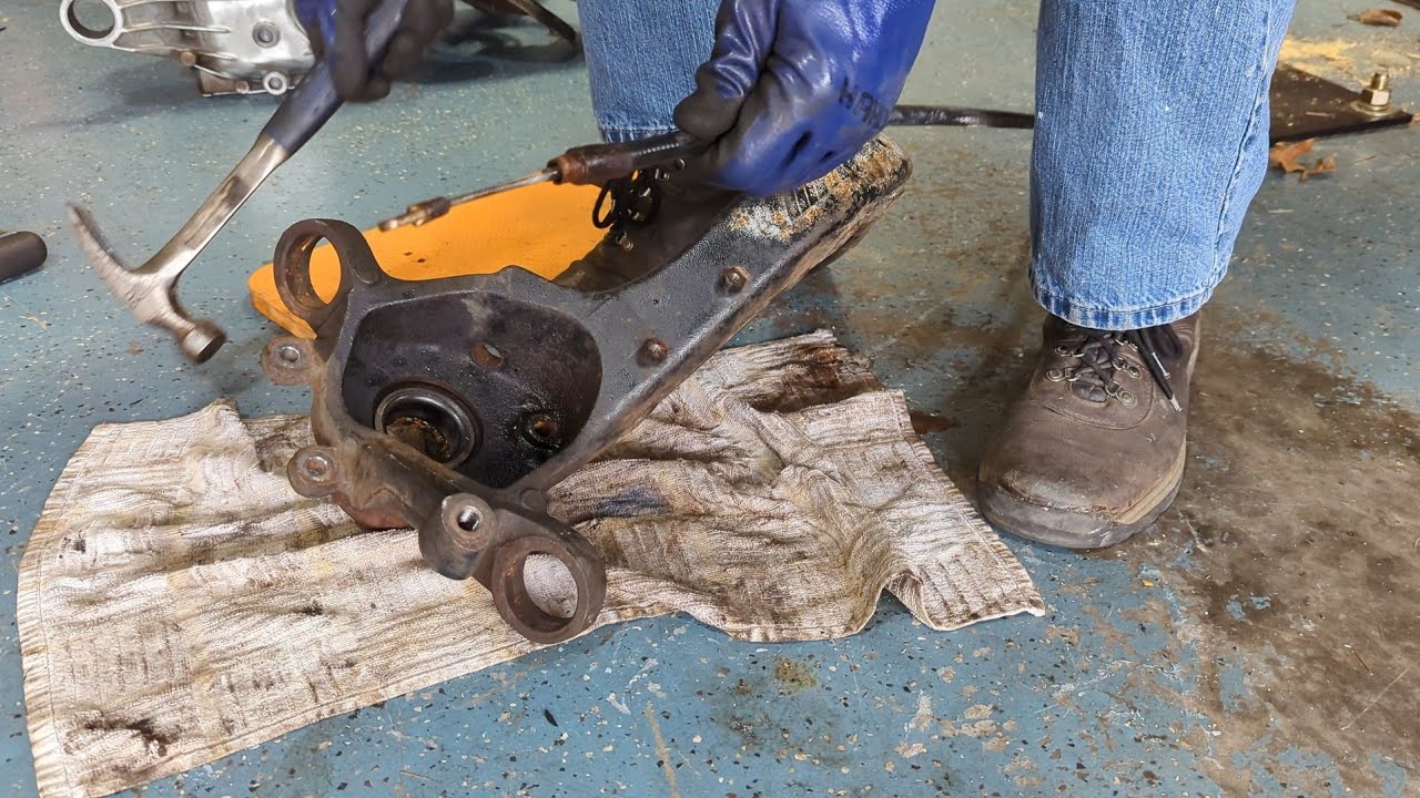 How to remove handbrake cable from rear trailing arm of E36 BMW (and probably others) YouTube