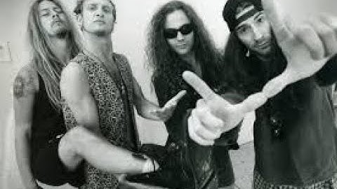 Alice in Chains a brief history and how they wrote one of the darkest songs ever