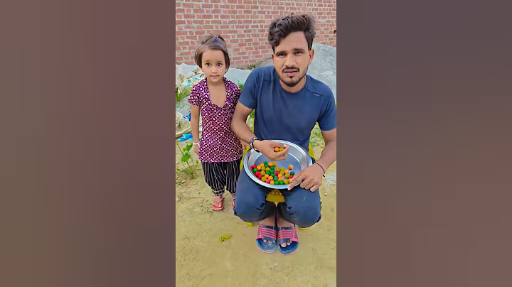 カヴィヤとパパはリスにピーナッツをあげました🥰😂