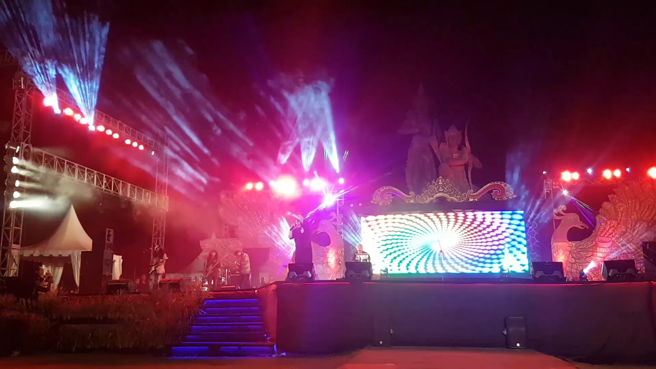ANDREGGAE /Alamku 12 oct 2017 at. NUSA DUA FIESTA 2017 -BALI
