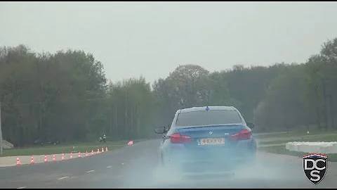 BMW M5 F10 lost traction during dragrace + Loud M5 E60!