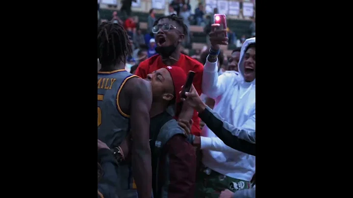 That was TOO EASY! Michigan State Commit Coen Carr in the Dunk Contest! |#Basketball #nikon #Shorts
