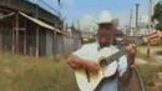 Video thumbnail of "el carretero eliades ochoa"