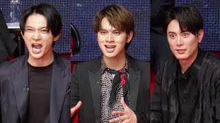 スクショタイムでふざける北村匠海＆吉沢亮＆間宮祥太朗　映画『東京リベンジャーズ』おうちでプレミアムナイト