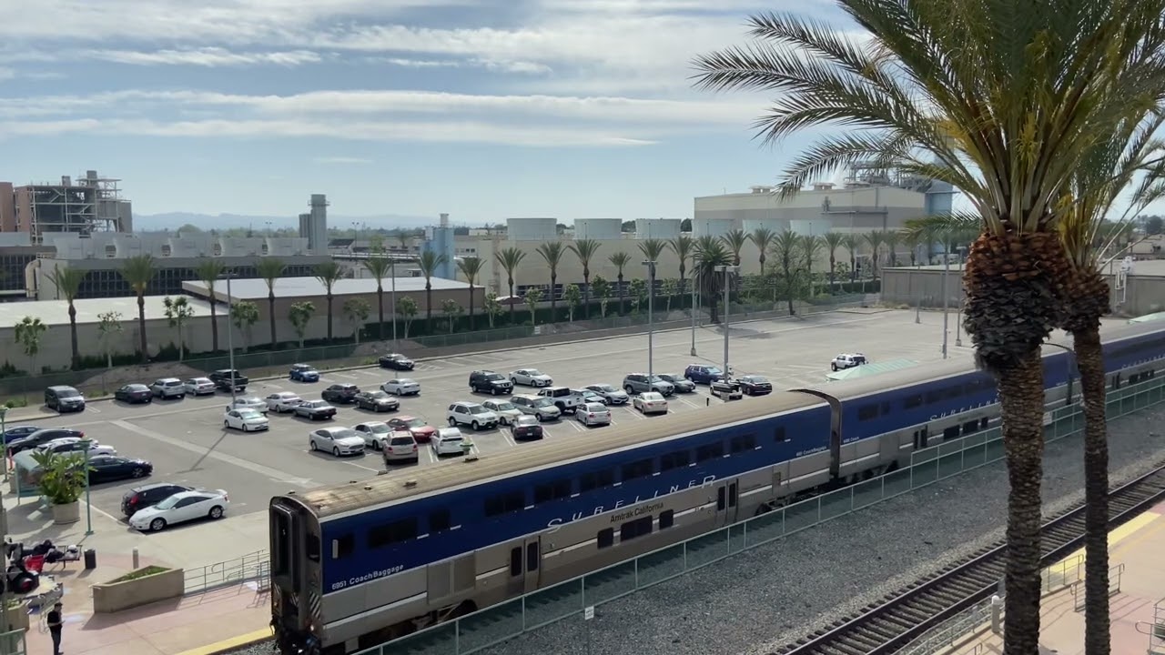 Amtrak Surfliner Departing Burbank Ca