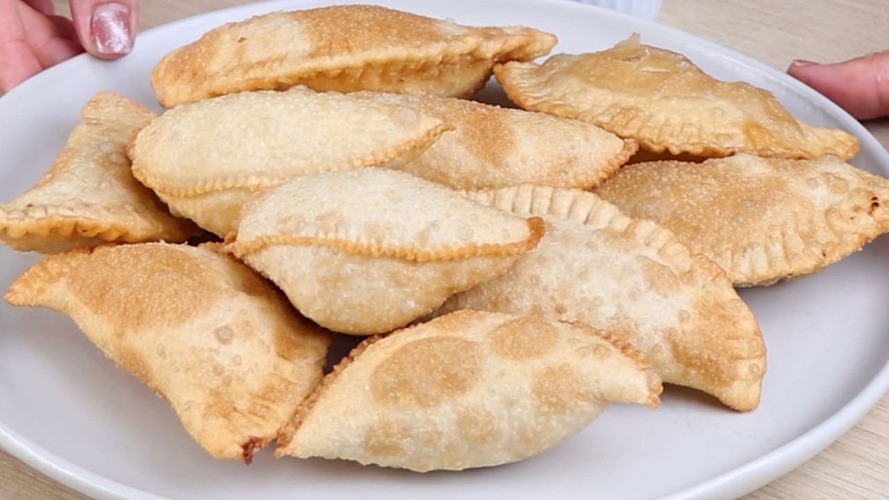 Всего за 6 реалов я испекла 12 пирожных для всей семьи.