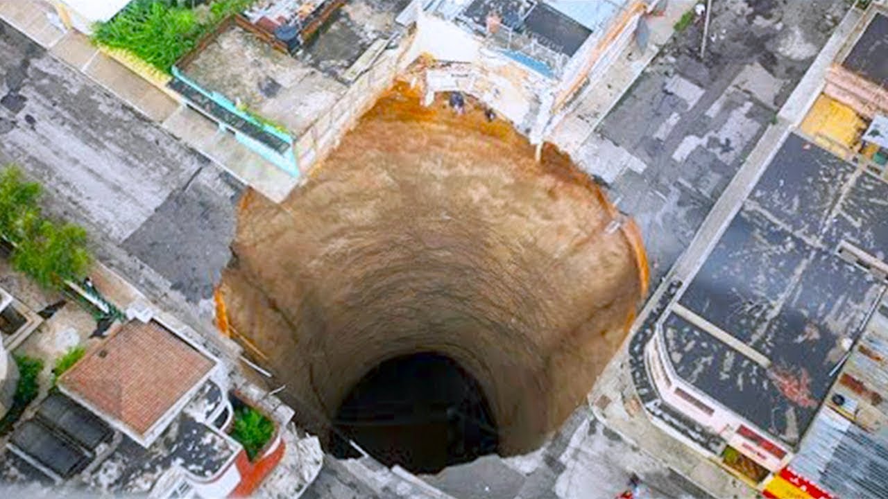 TOP 5 LARGEST SINKHOLES YouTube