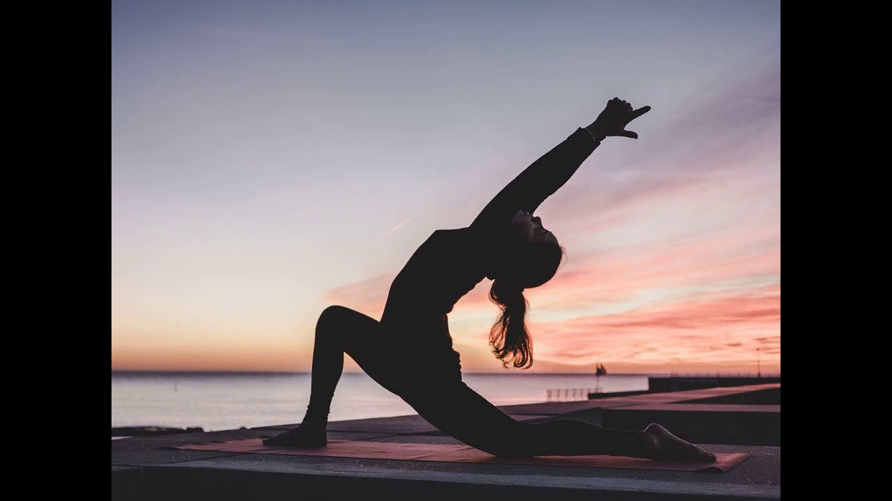 44. "𝗦𝗶 𝗱𝗲𝗰𝗶𝗱𝗲𝘀 𝗰𝗿𝗲𝗰𝗲𝗿, 𝗵𝗮𝘀 𝗱𝗲 𝗲𝘀𝘁𝗶𝗿𝗮𝗿𝘁𝗲". j. javier Santana