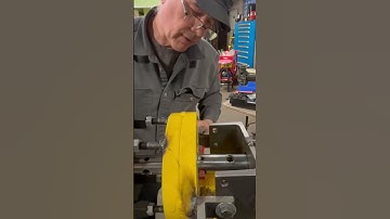 Positioning a cutting tool for line boring #lineboring #cuttingtools