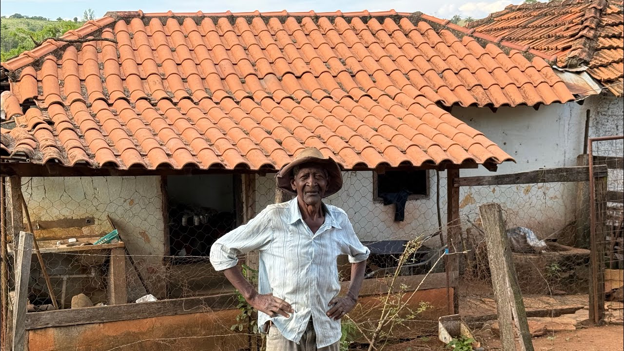 O POVO PENSA QUE EU SOU BENZEDOR, MAS É O JEITO QUE EU LIDO COM OS ANIMAIS, GOSTO É DA ROÇA MESMO.