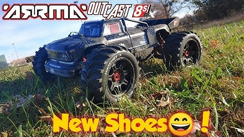 Arrma Outcast 8s EXB w/Duratrax Hatchet Tires
