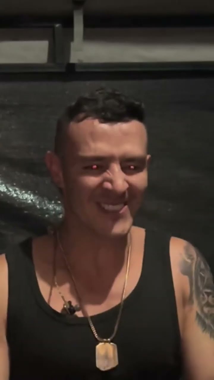 Revelando los secretos en el camerino??