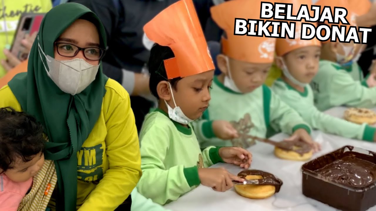 Mendukung Anak Mengikuti Kegiatan dari Sekolah ! Belajar Membuat Donat Sendiri