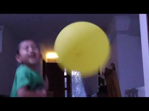 Bermain balon
