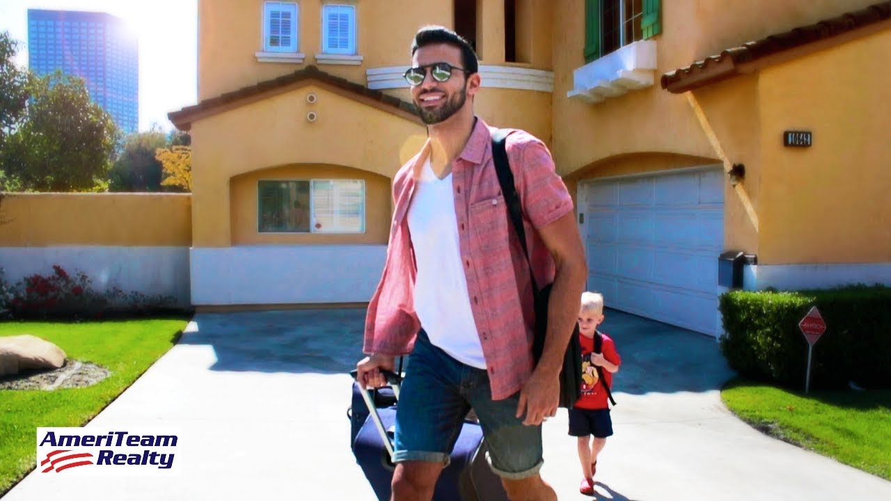 "VACTION HOME" - Ameriteam Commercial