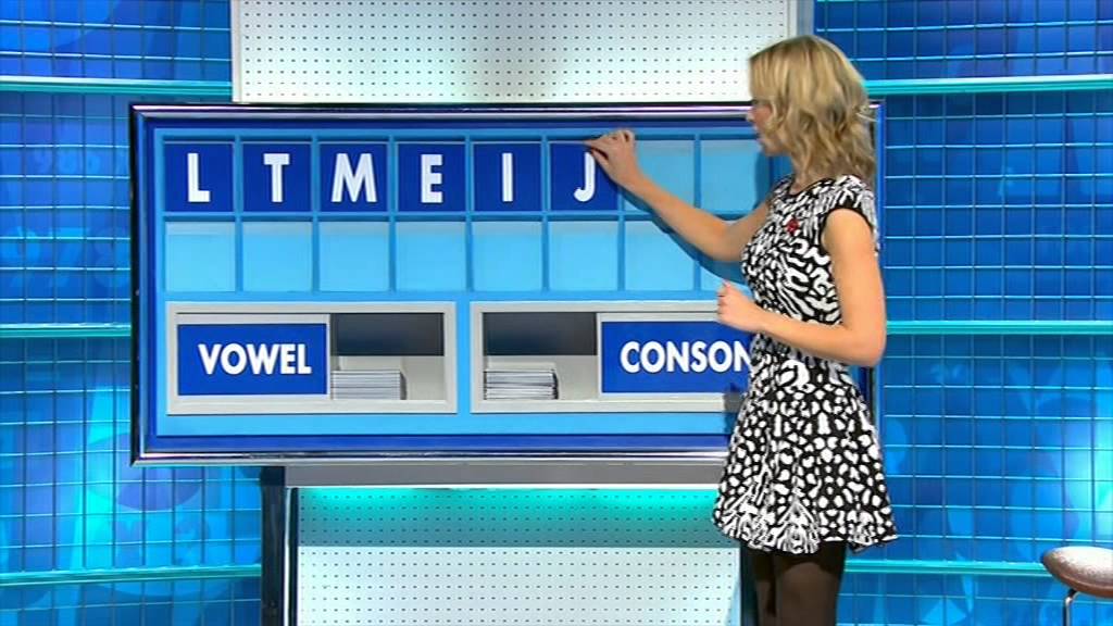 Rachel Riley - Countdown 71x084 2014,11,11 1409c