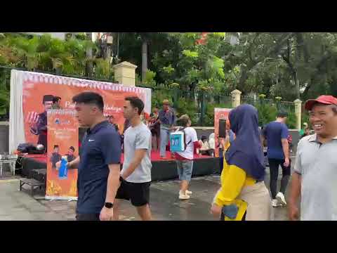 JURAGAN BANDOT- ( BENYAMIN.S ) - Sueb Reborn Live di Car Free Day, di depan gedung Kemendikdasmen