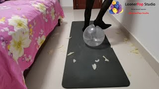 Bear Foot Vs The Balloon, But Have To Use High Heel To Pop Them.too Hard