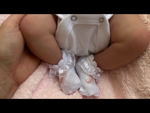 A most precious arrival 💫🌸 Silicone Baby Box Opening