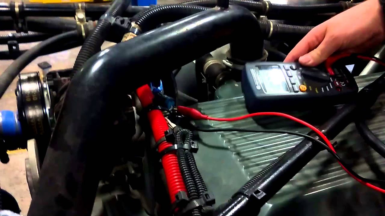 Voltage drop test on freightliner a/c clutch YouTube