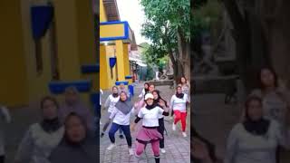 Pinjem Dulu Lah 100 #zumbafitness #dance #anaksenam #dancechallenge