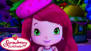 Strawberry Shortcake Berryella And Prince Charming Berry Bitty Adventures