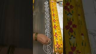 "Ever Satisfying Mandala Art Rangoli✨ | Relaxing Sand Art Drawing #ASMR #Shorts"