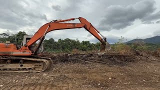 Excavator operators still have skills in any on-site conditions.