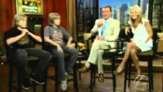 Cole And Dylan Sprouse On Live With Regis And Kelly On September 3Rd 2007 Musvid Net