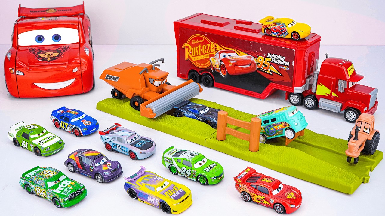 Disney Pixar Cars Unboxing Review | Mattel Disney Pixar Cars Glow Racers Playset #mcqueen