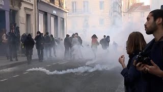 Paris : face à face tendu entre étudiants de la Sorbonne et policiers