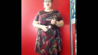PLUS SIZE  Lularoe How to wear a Carly Dress -Plus Size Summer Dress
