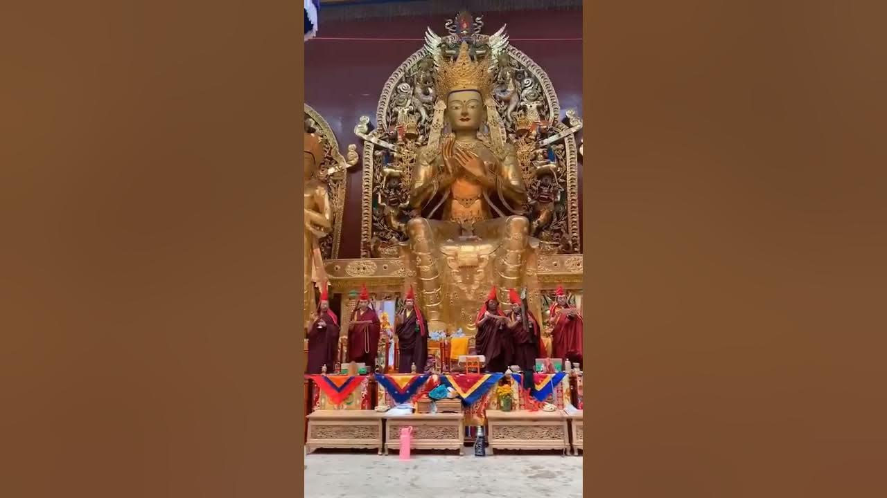 Tibetan Monks Chanting - Tibetan Buddhist Prayer-  Buddhist Ritual ☸