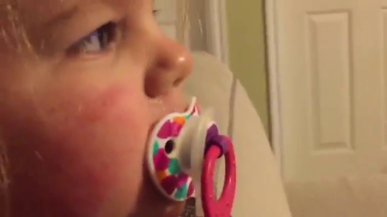 How to Use a Pigeon Bottle Miracles in Feeding a Baby With Cleft Lip