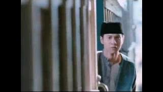 Di Bawah Lindungan Ka'bah [Trailer]
