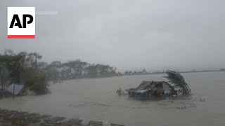 Hundreds of thousands without power in southern Bangladesh after cyclone causes severe flooding