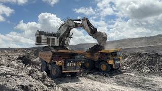 Double Side Loading Liebherr R9350 Excavator || With Cat 777 And 785 Komatsu Truk ~ Megamining by Mega Mining Channel 1,923 views 2 weeks ago 14 minutes, 22 seconds