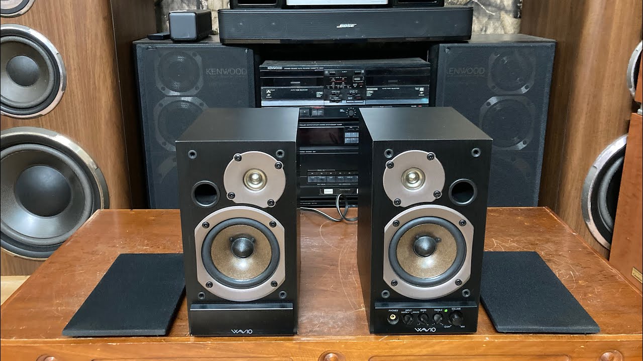 Sold) Pair of beautiful, original Onkyo GX-D90 monitor speakers