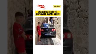 Navigasyonun Şakası Yok, Mağduru Çok En Kısa Yol Dedi, Arabayı Duvara Sıkıştırdı Şanlıurfa