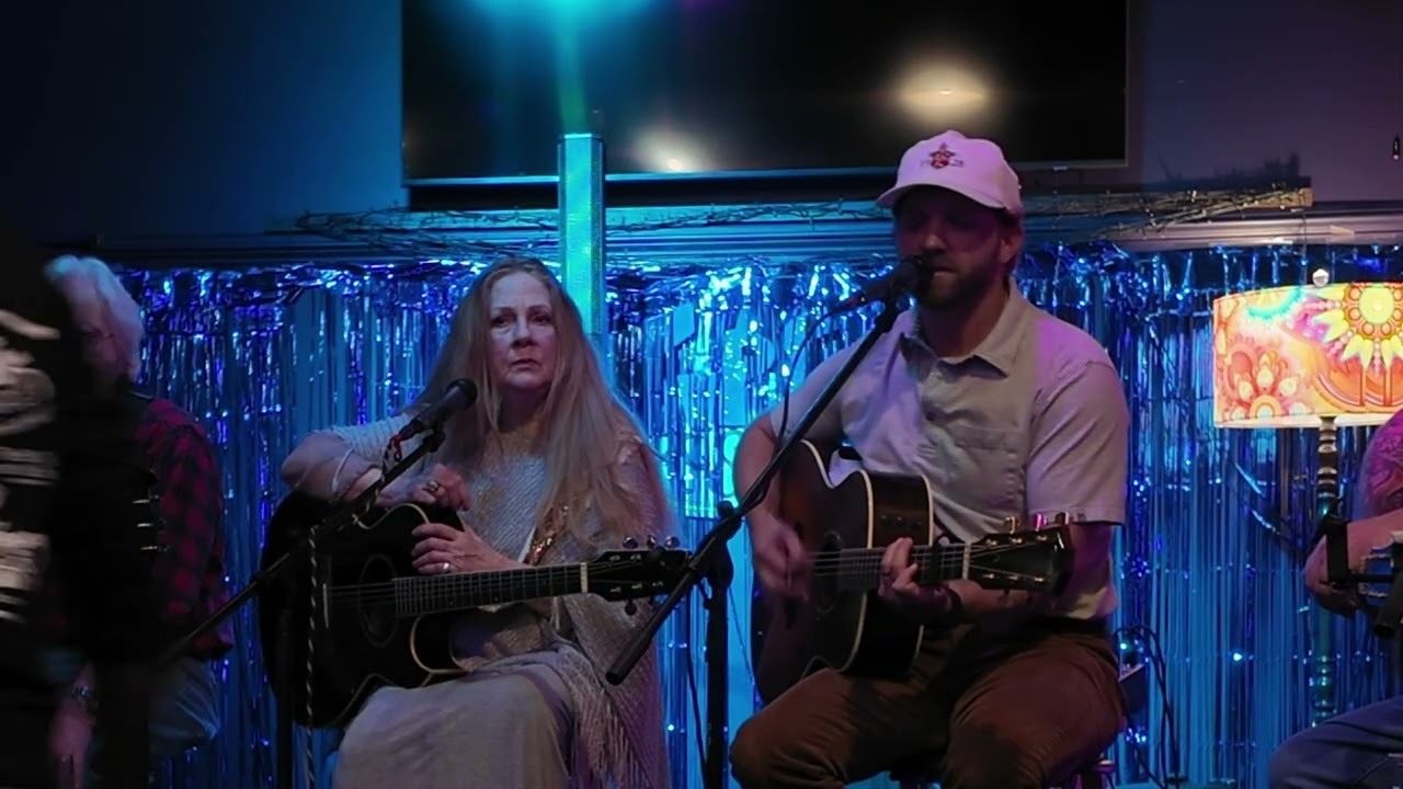 John Maddox Belt - I Know Nothing (Live at Tipsy McSways)