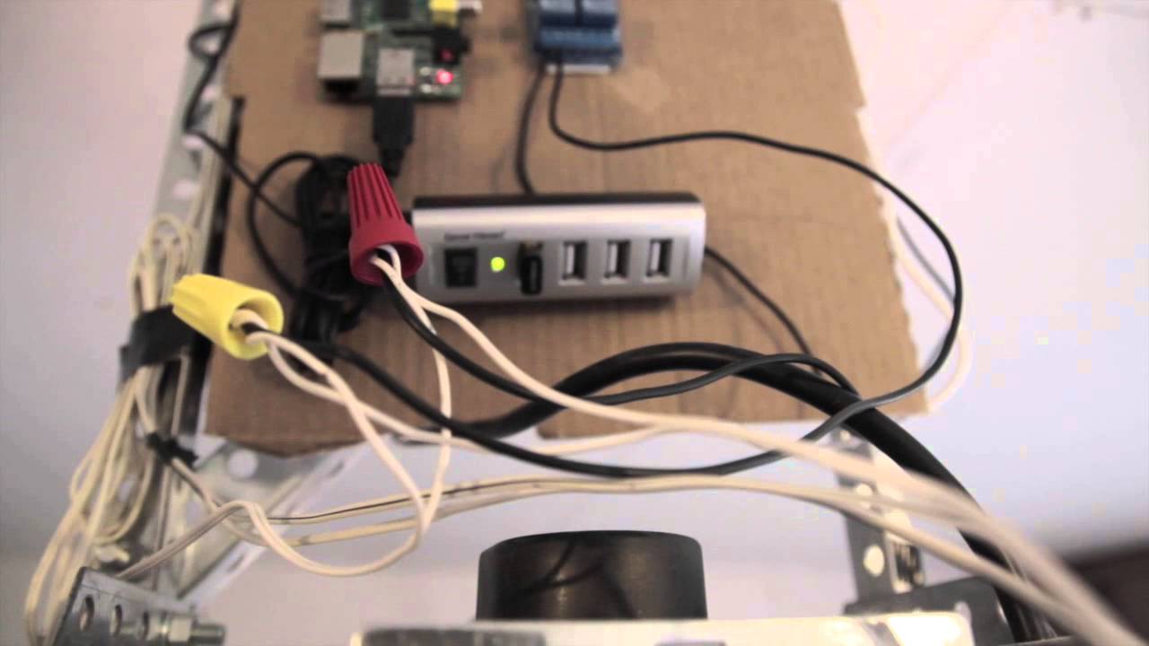 RaspberryPi Garage Door Opener