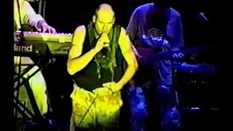 Fish- Goldfish and clowns "Live" 97 (Rare Footage)