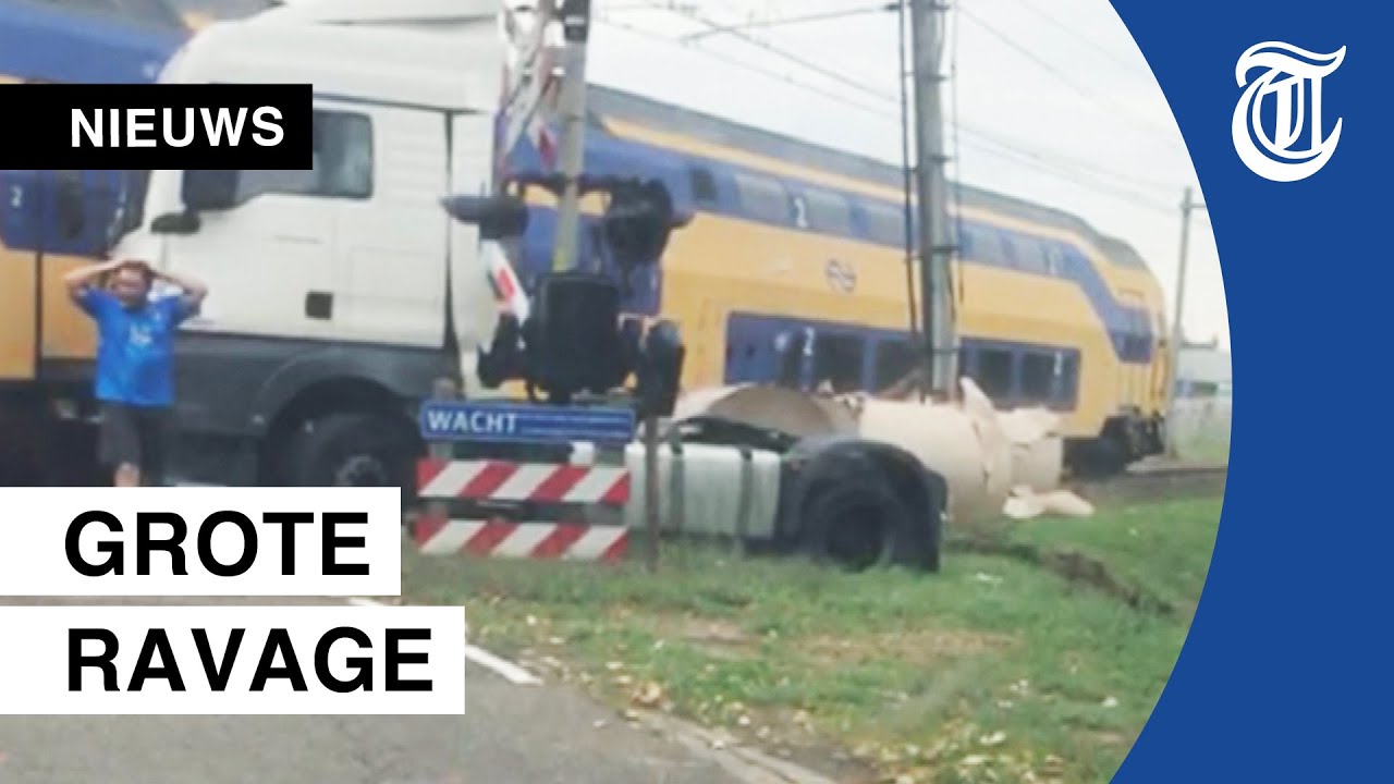 Botsing tussen vrachtwagen en trein gefilmd