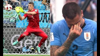 Breaking News -  Ruthless Neville scolds Muslera and slams 'embarrassing' Gimenez screenshot 5