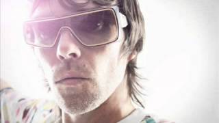 Ian Brown Ft Noel Gallagher Keep What Ya Got